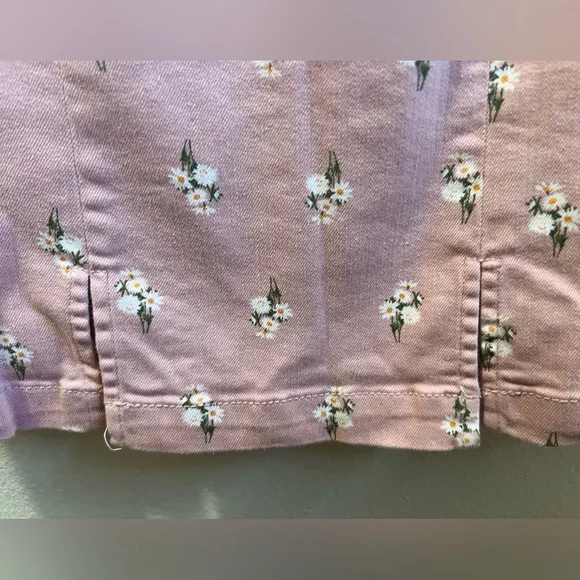 Aeropostale light pink skirt with flower daisy print all over size XS - Picture 4 of 6